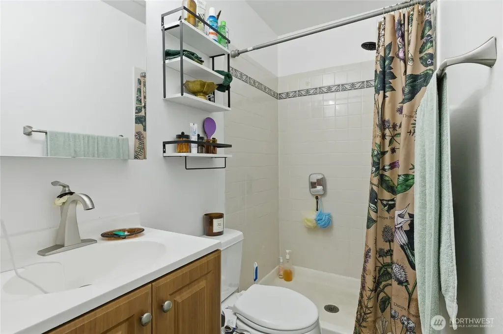 5816 14th Avenue NW Seattle WA 98107
