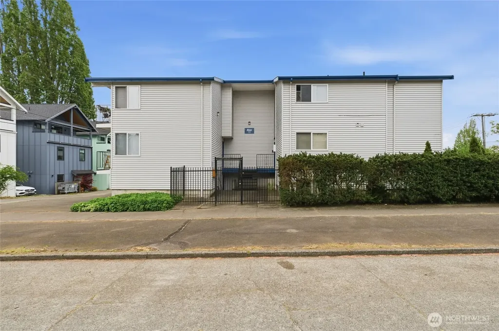 5816 14th Avenue NW Seattle WA 98107