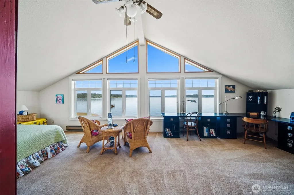 9230 Hunter Point Road NW Olympia WA 98502