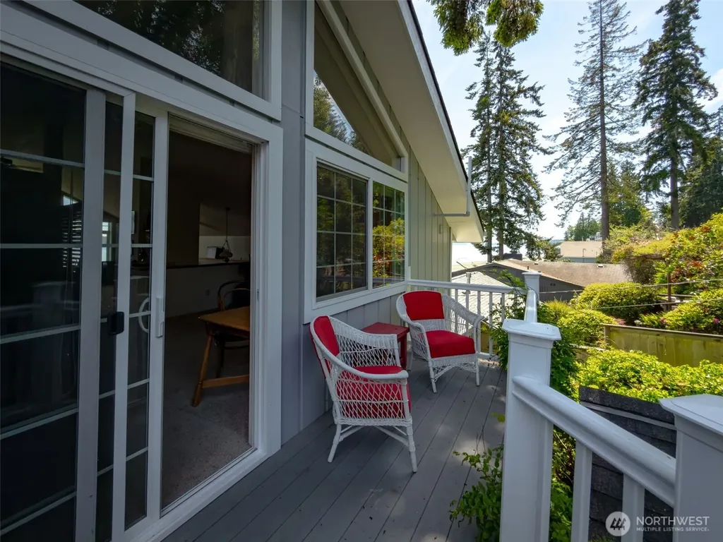 9230 Hunter Point Road NW Olympia WA 98502