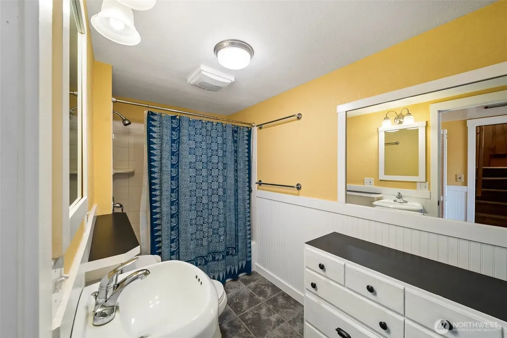 9230 Hunter Point Road NW Olympia WA 98502