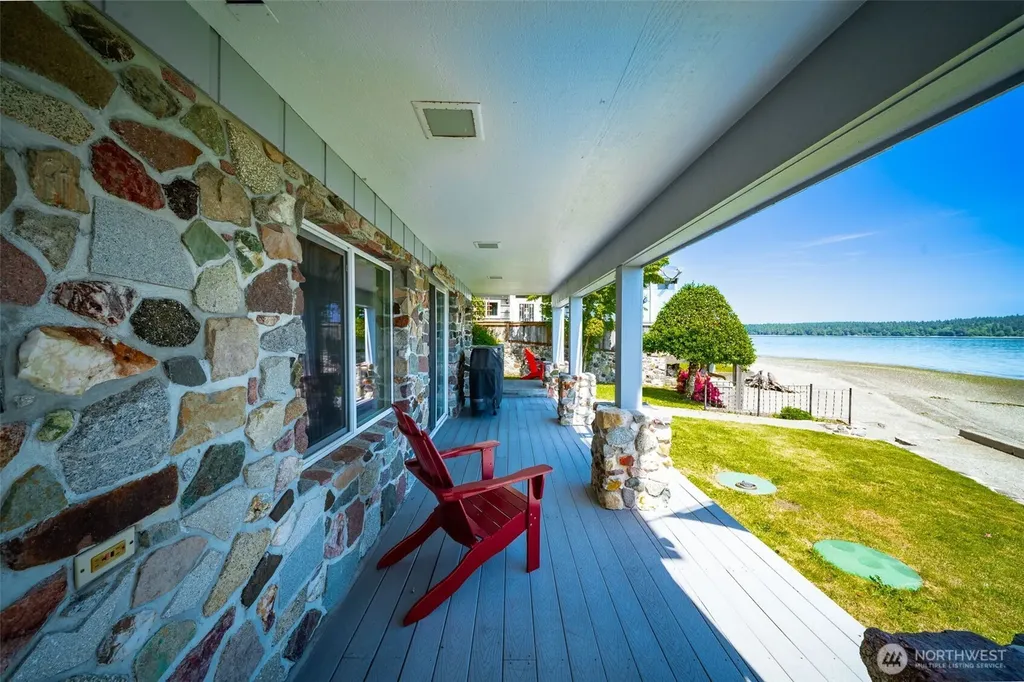 9230 Hunter Point Road NW Olympia WA 98502