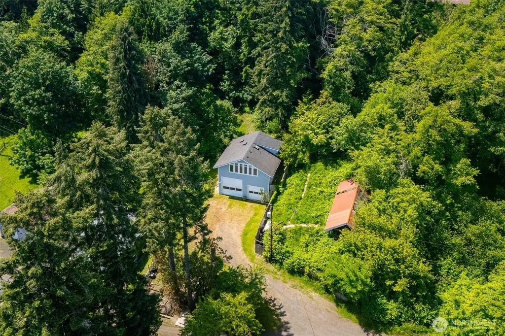 9230 Hunter Point Road NW Olympia WA 98502