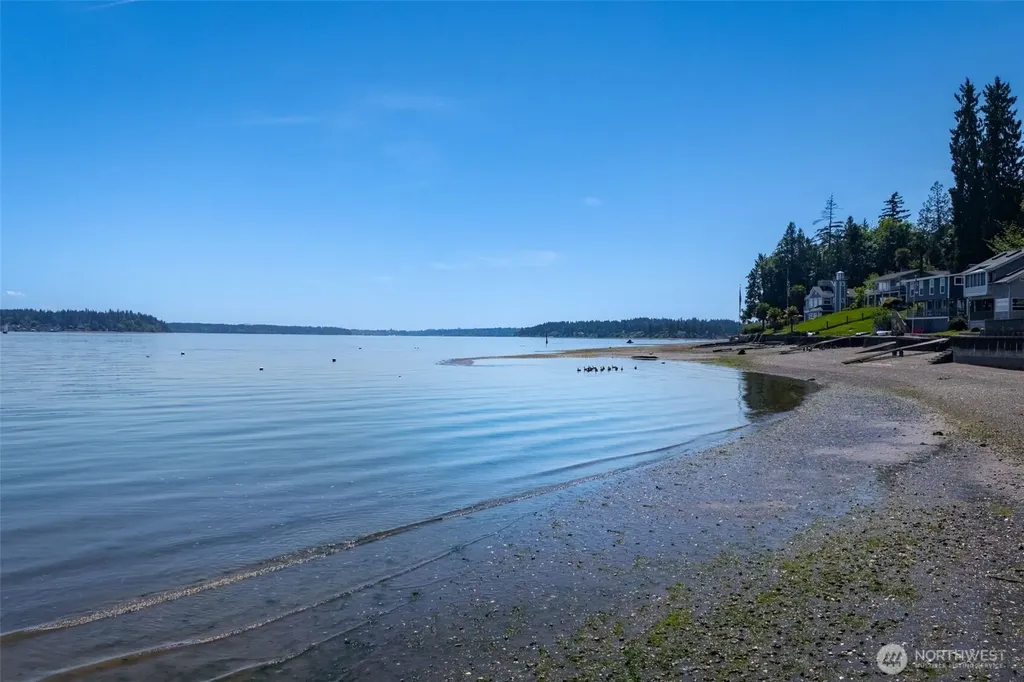 9230 Hunter Point Road NW Olympia WA 98502