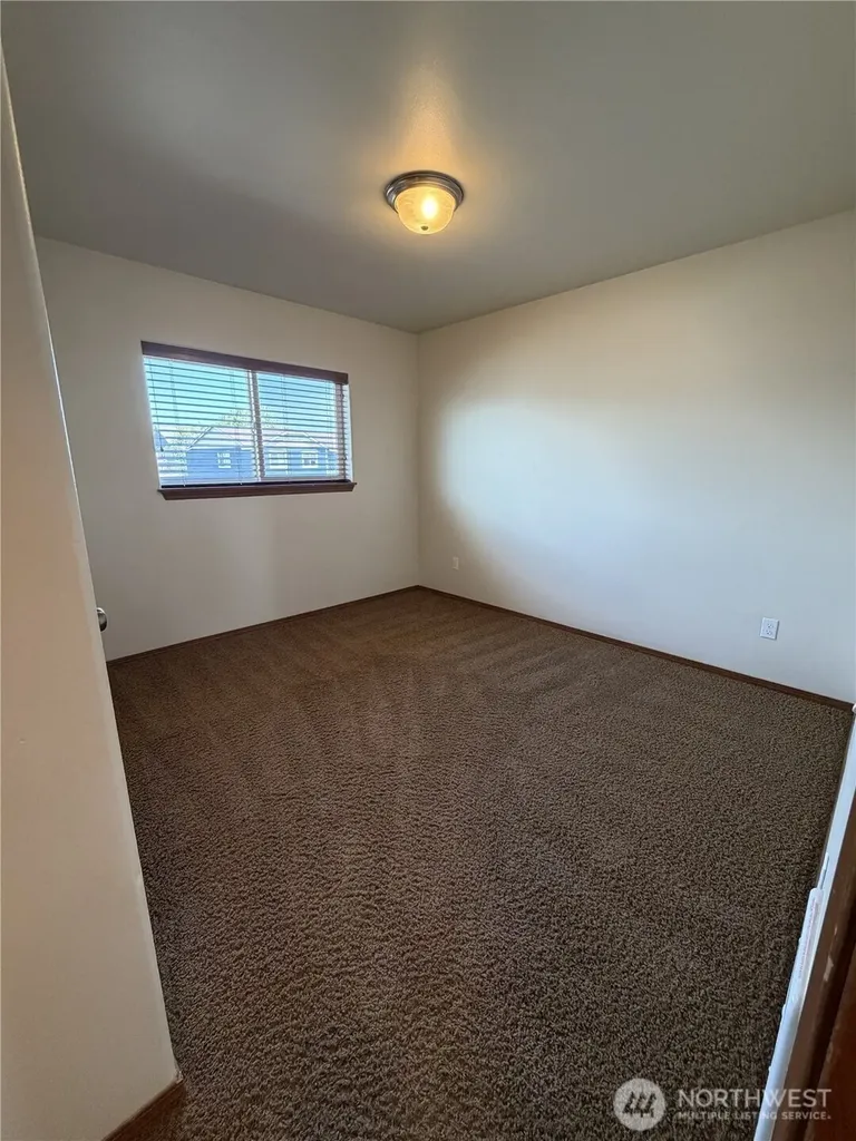 1906 W Peakview Drive Ellensburg WA 98926