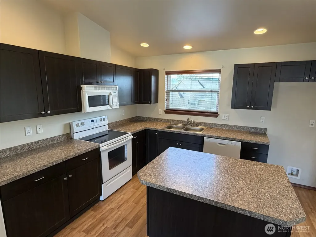 1906 W Peakview Drive Ellensburg WA 98926