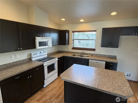 1906 W Peakview Drive Ellensburg WA 98926