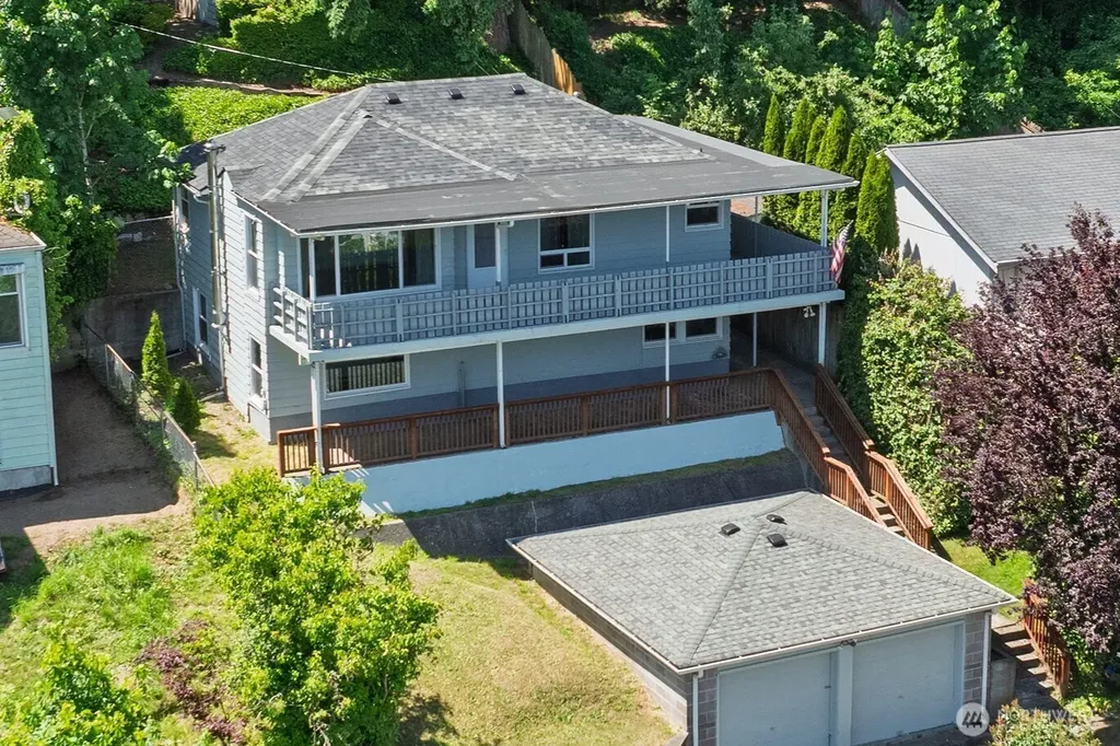 1906 N Wycoff Avenue Bremerton WA 98312