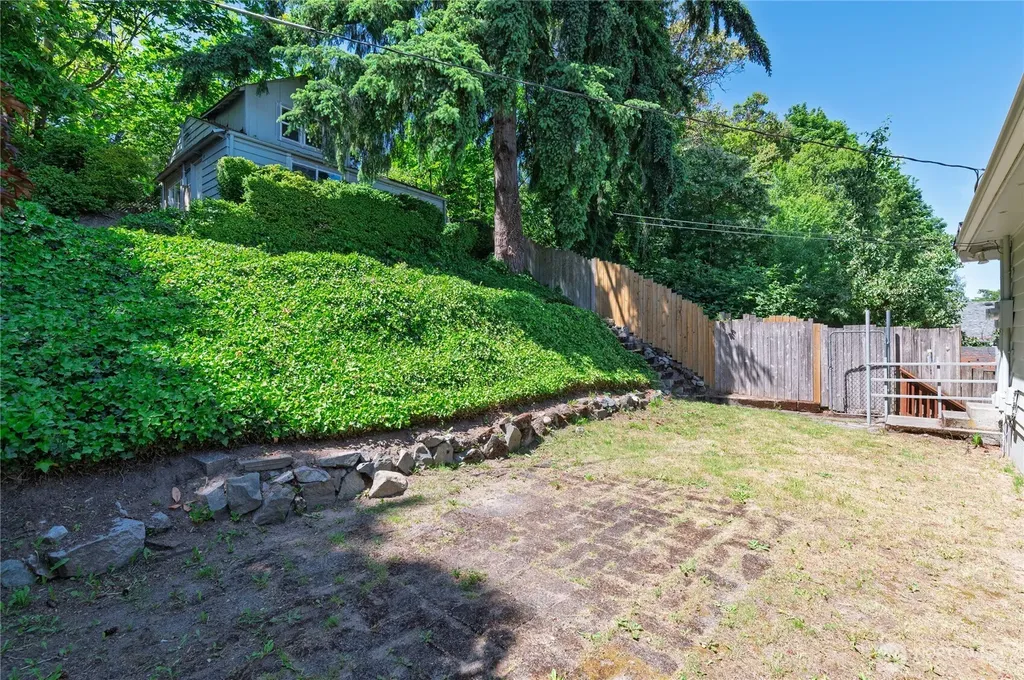 1906 N Wycoff Avenue Bremerton WA 98312