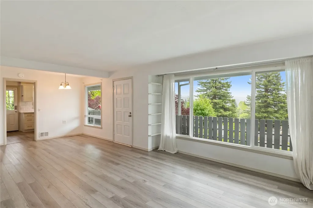 1906 N Wycoff Avenue Bremerton WA 98312