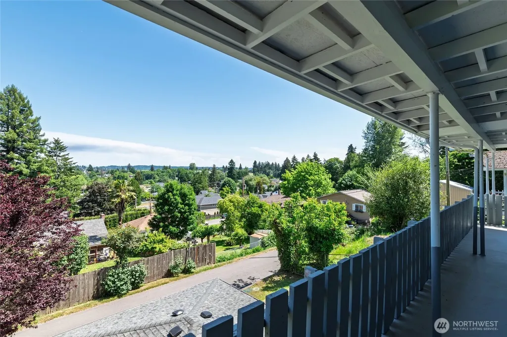 1906 N Wycoff Avenue Bremerton WA 98312