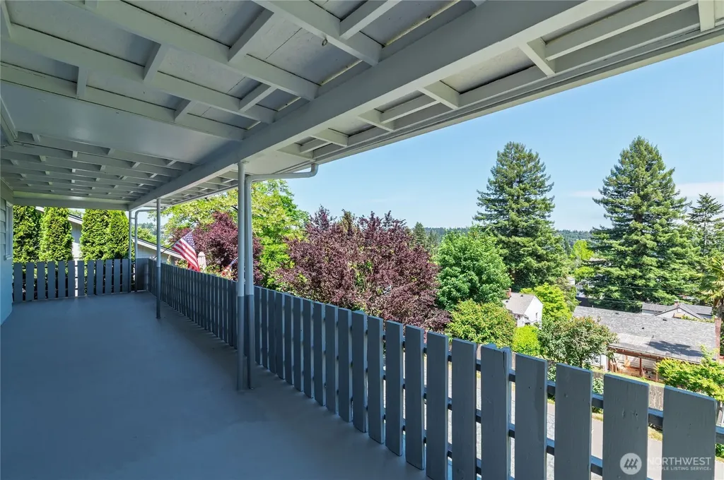 1906 N Wycoff Avenue Bremerton WA 98312