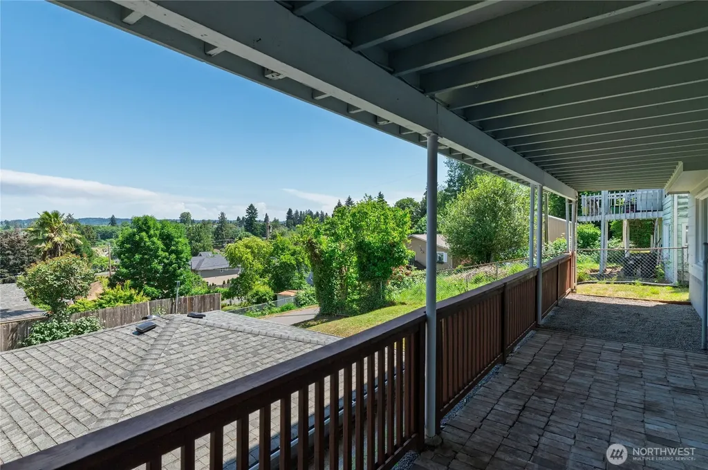 1906 N Wycoff Avenue Bremerton WA 98312