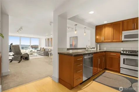 900 Warren Avenue N Seattle WA 98109