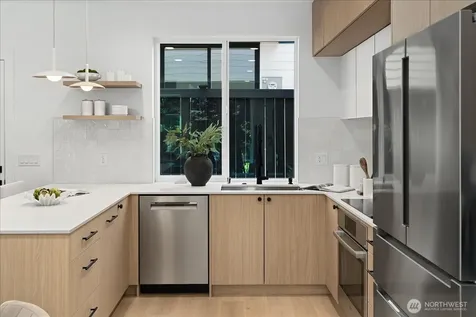 1762 NW 60th Street Seattle WA 98107