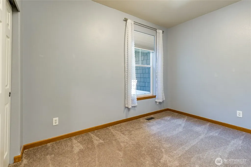 22212 75th Street Ct E Buckley WA 98321