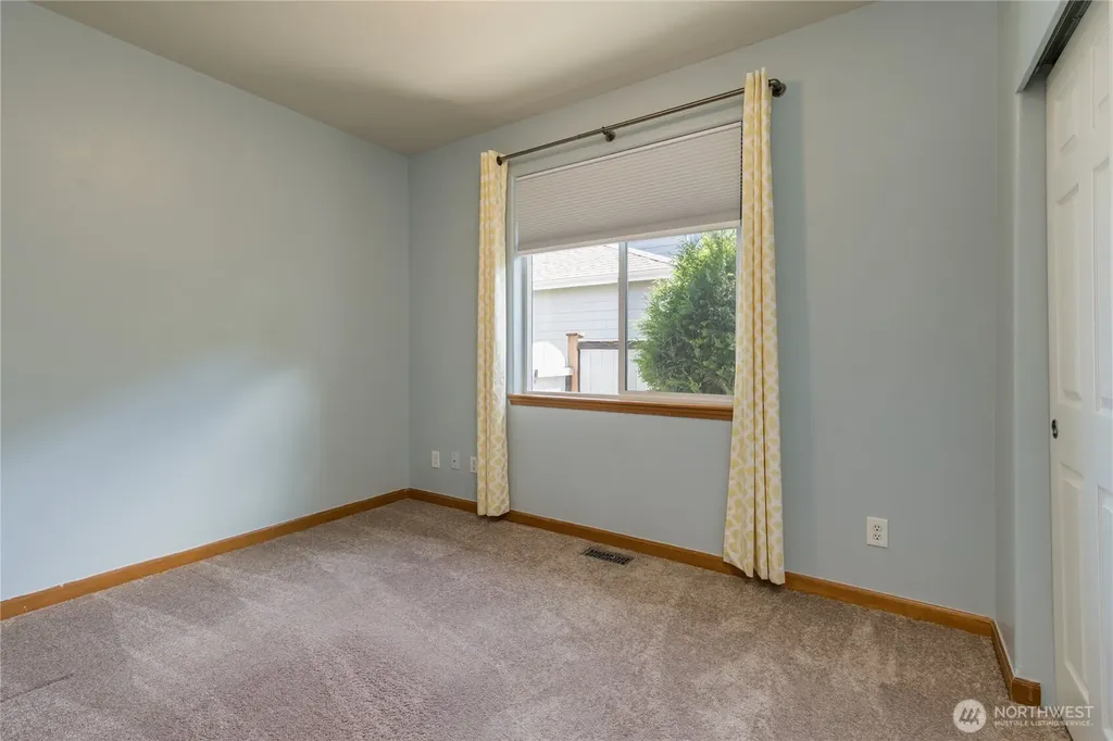 22212 75th Street Ct E Buckley WA 98321