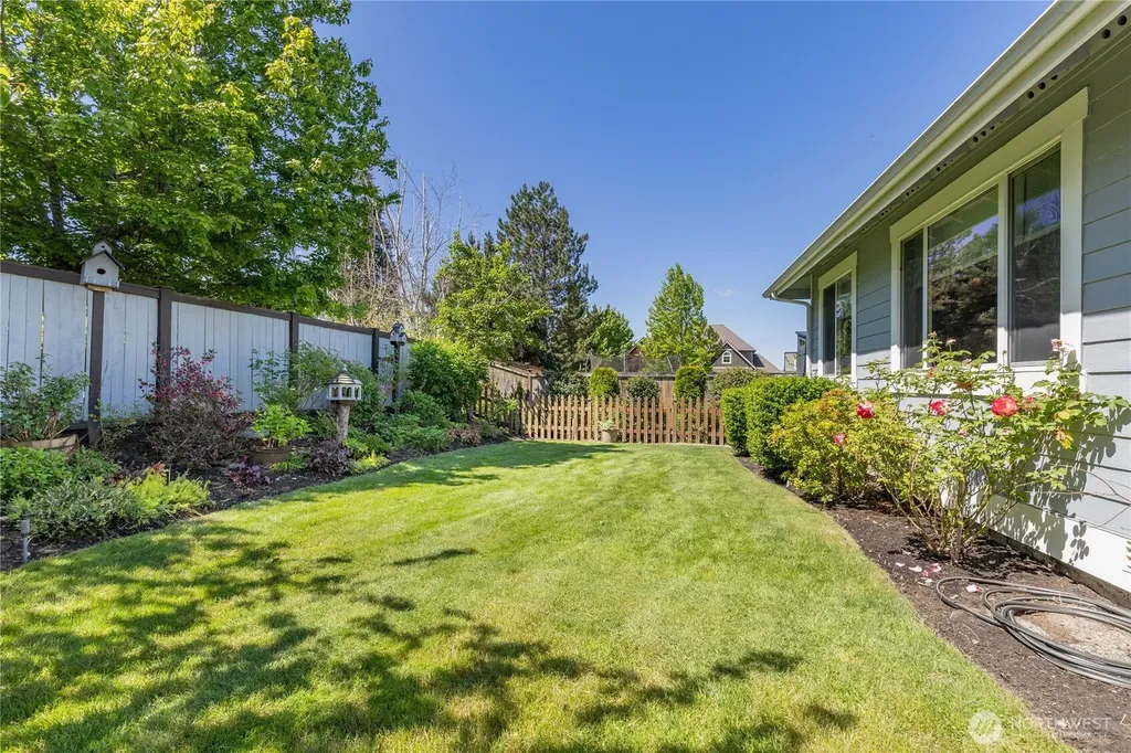 22212 75th Street Ct E Buckley WA 98321