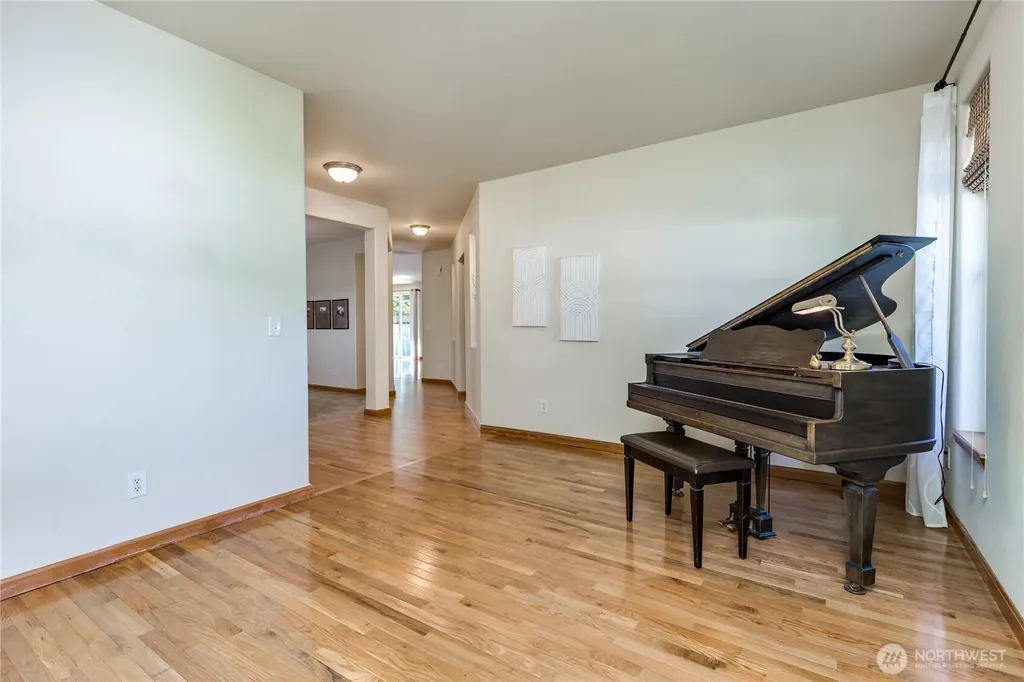 22212 75th Street Ct E Buckley WA 98321