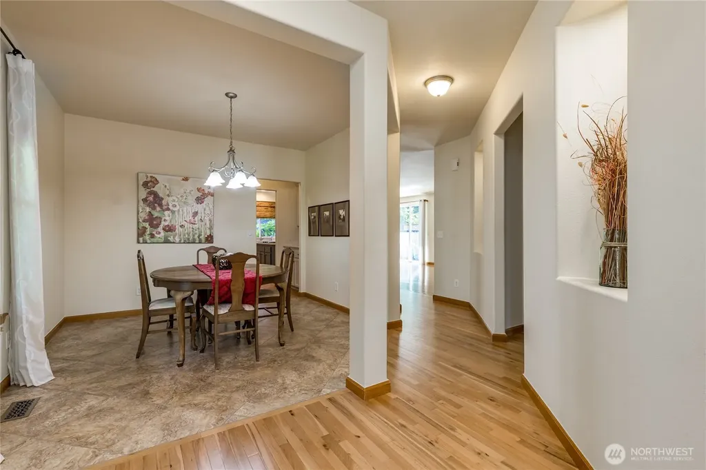 22212 75th Street Ct E Buckley WA 98321