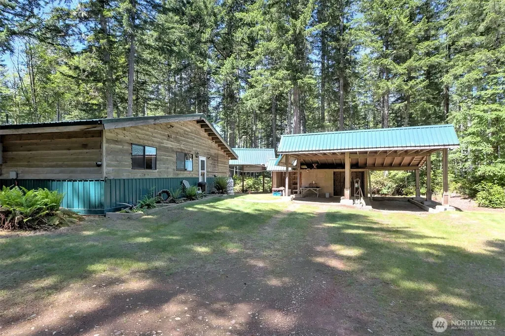 90 NE Lakeridge Drive Belfair WA 98528