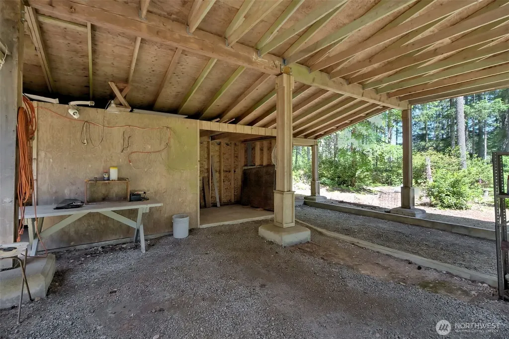 90 NE Lakeridge Drive Belfair WA 98528