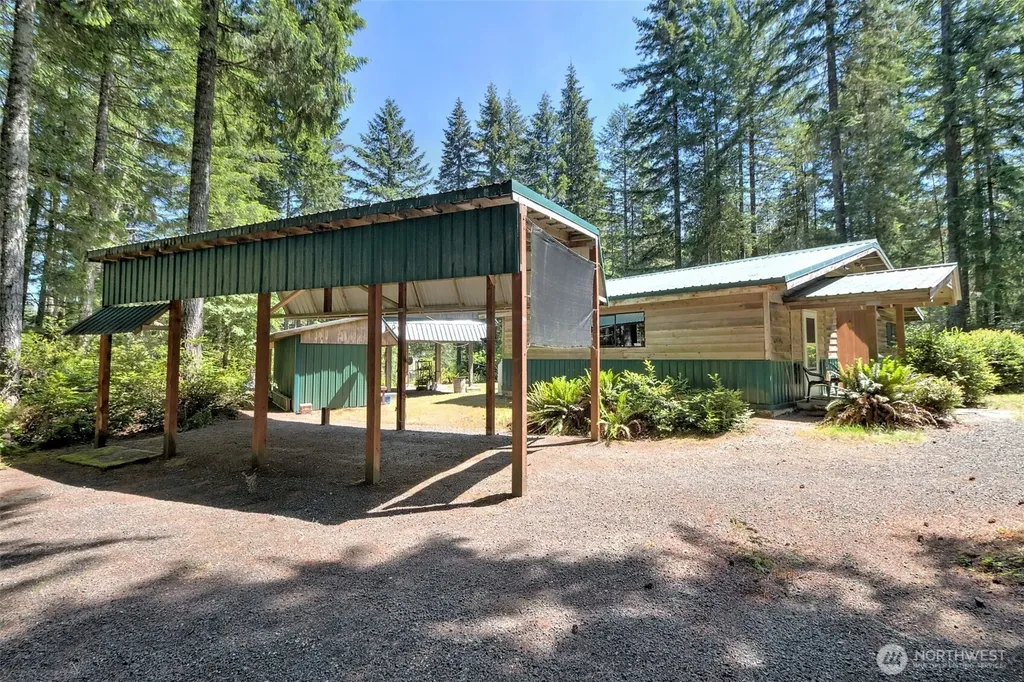 90 NE Lakeridge Drive Belfair WA 98528