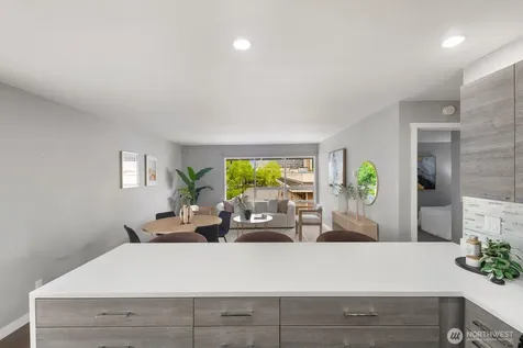 952 100th Avenue NE Bellevue WA 98004
