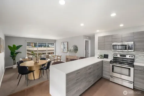 952 100th Avenue NE Bellevue WA 98004
