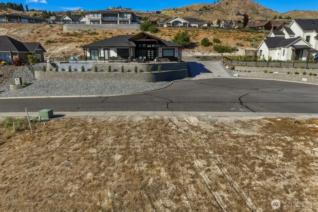 112 Crystal Crest Drive Chelan WA 98816