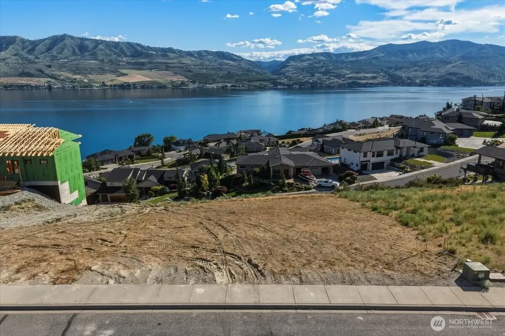 112 Crystal Crest Drive Chelan WA 98816