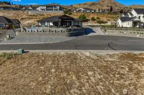 112 Crystal Crest Drive Chelan WA 98816