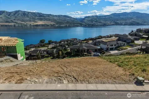 112 Crystal Crest Drive Chelan WA 98816
