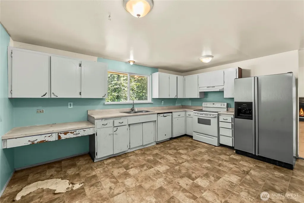 2115 Sullivan Drive NW Gig Harbor WA 98335