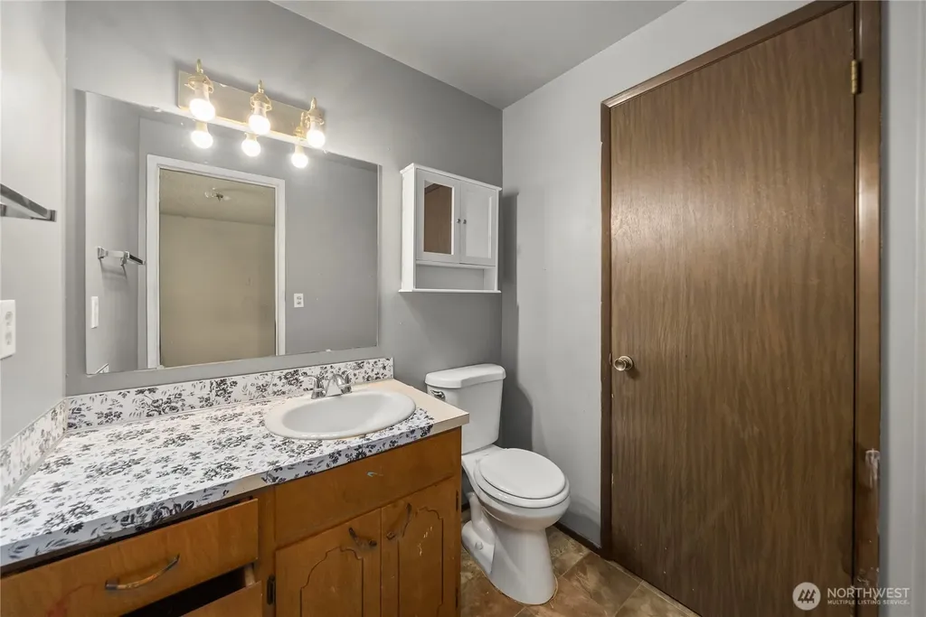2115 Sullivan Drive NW Gig Harbor WA 98335