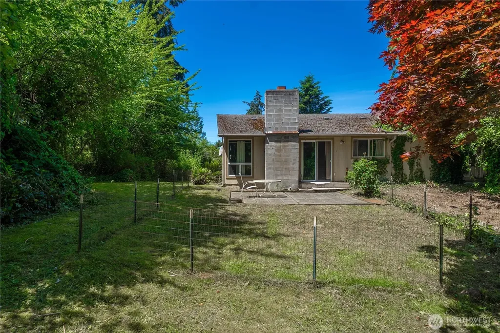 2115 Sullivan Drive NW Gig Harbor WA 98335