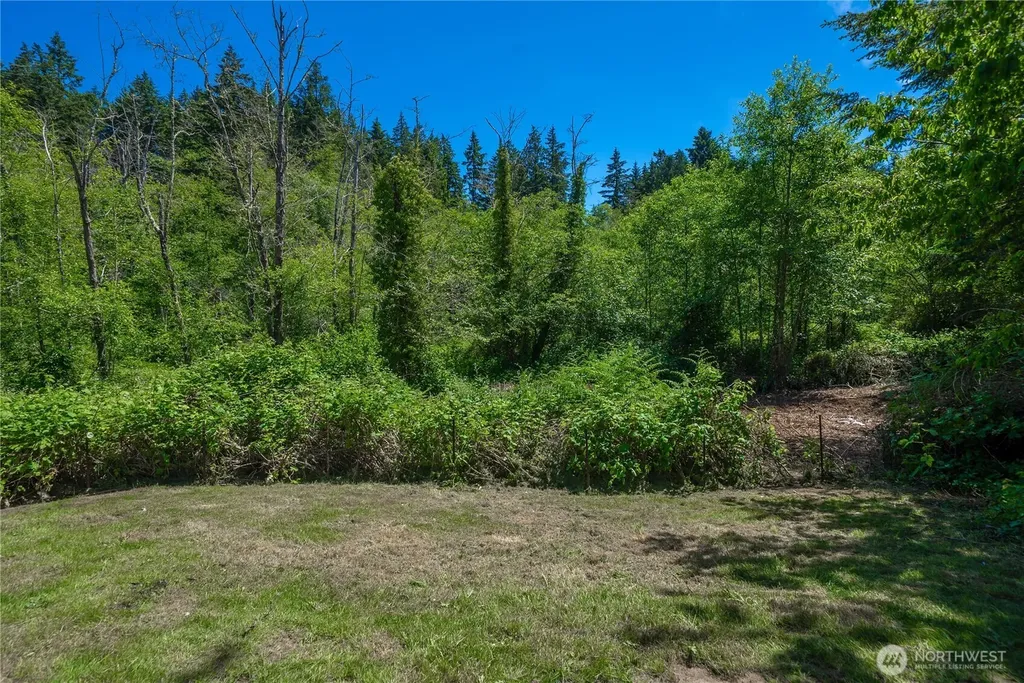 2115 Sullivan Drive NW Gig Harbor WA 98335