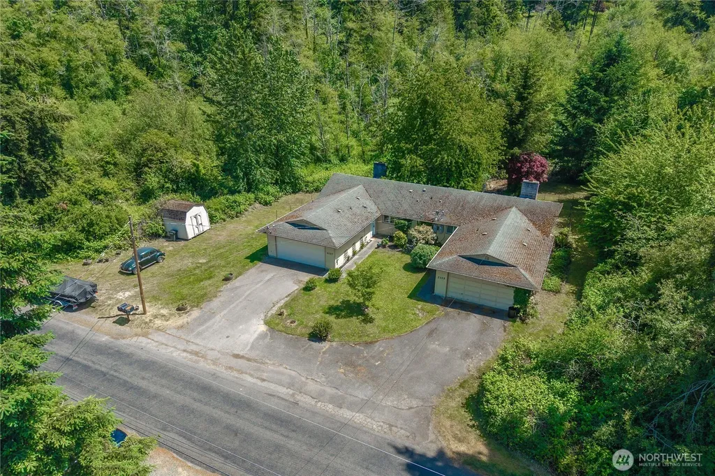 2115 Sullivan Drive NW Gig Harbor WA 98335
