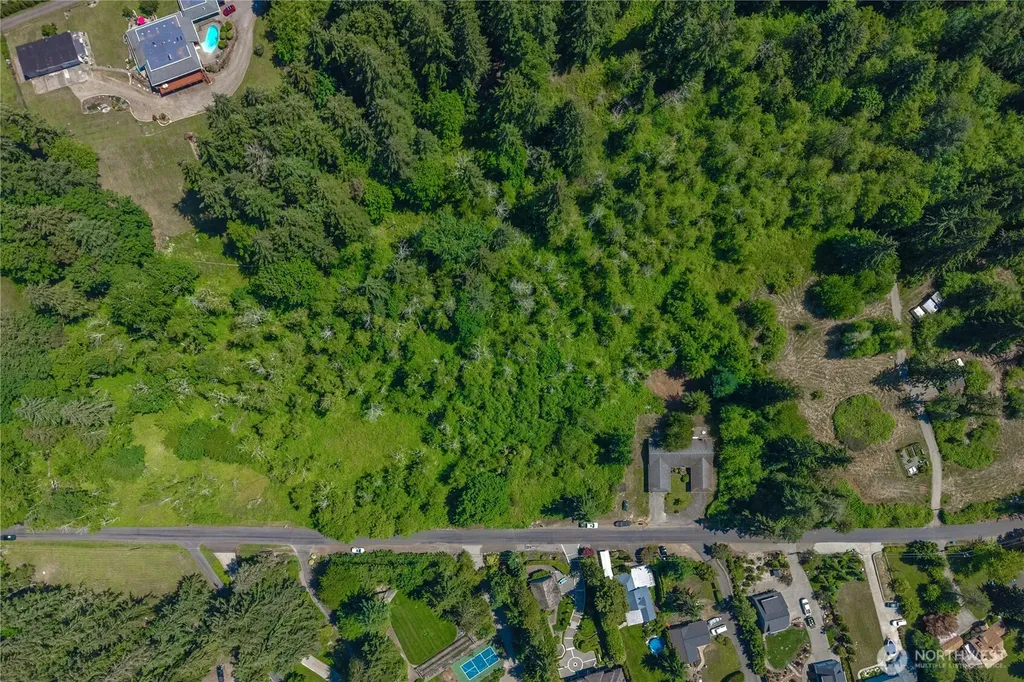 2115 Sullivan Drive NW Gig Harbor WA 98335