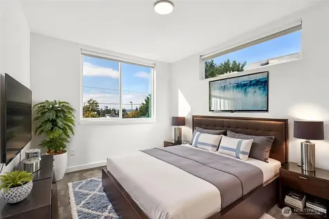 6325 34th Avenue SW Seattle WA 98126