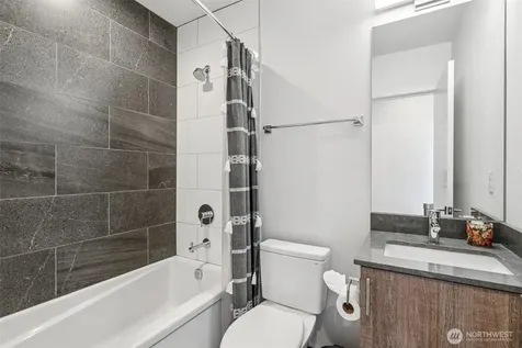 6325 34th Avenue SW Seattle WA 98126