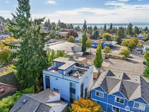 6325 34th Avenue SW Seattle WA 98126