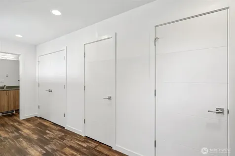 6325 34th Avenue SW Seattle WA 98126