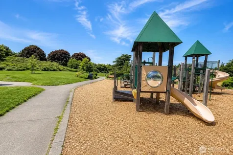6325 34th Avenue SW Seattle WA 98126