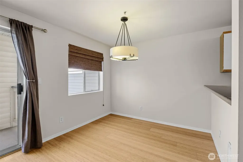 1900 NE 48th Street Renton WA 98056