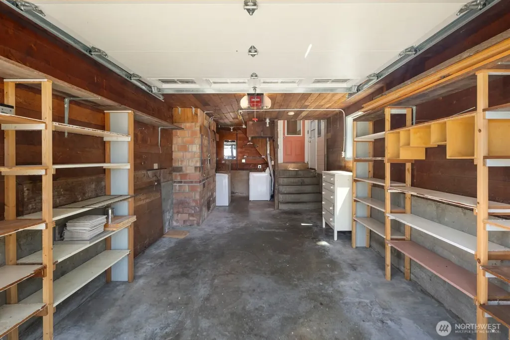 9842 60th Avenue S Seattle WA 98118