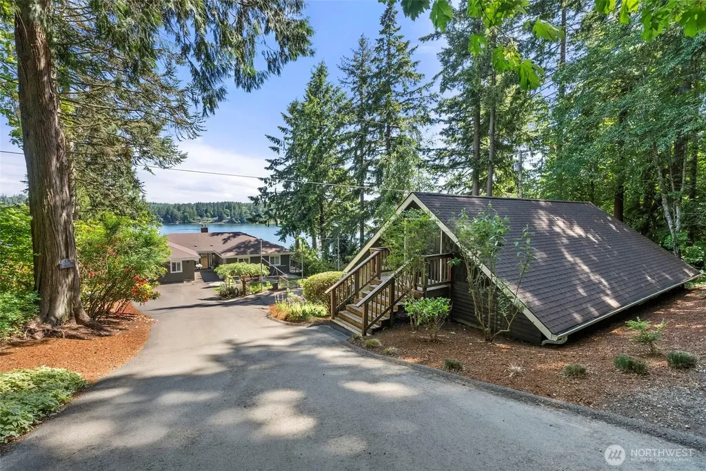 3440 Madrona Beach Road NW Olympia WA 98502