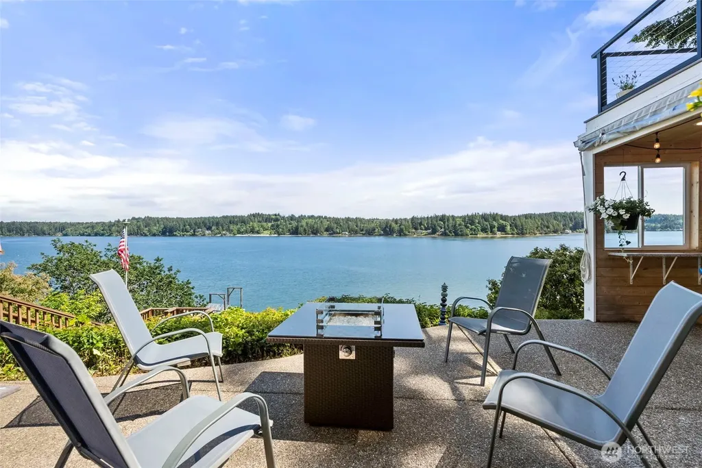 3440 Madrona Beach Road NW Olympia WA 98502
