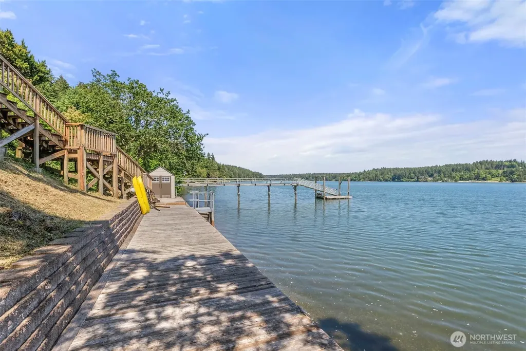 3440 Madrona Beach Road NW Olympia WA 98502
