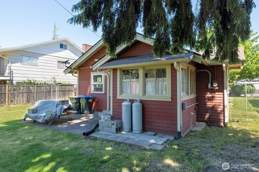 807 S Pearl Street Centralia WA 98531